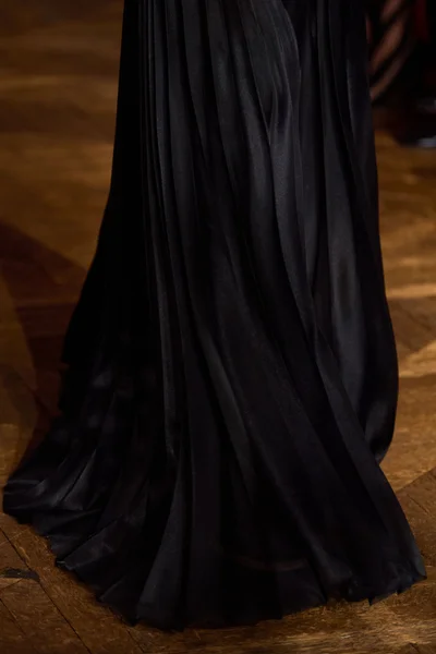Look 57